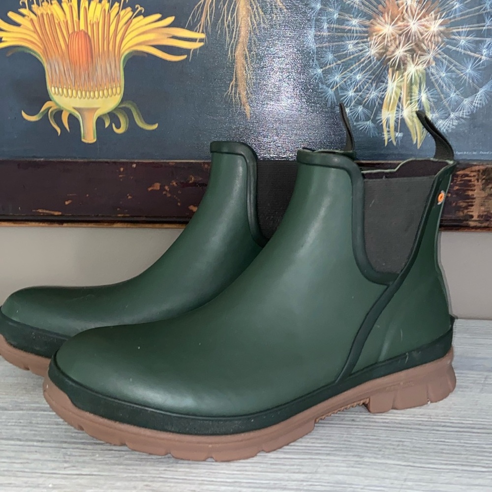 Bogs Amelia slip on green waterproof boots women’s size 10 EUC